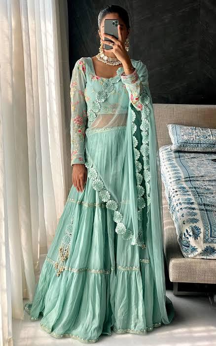 designer lehenga